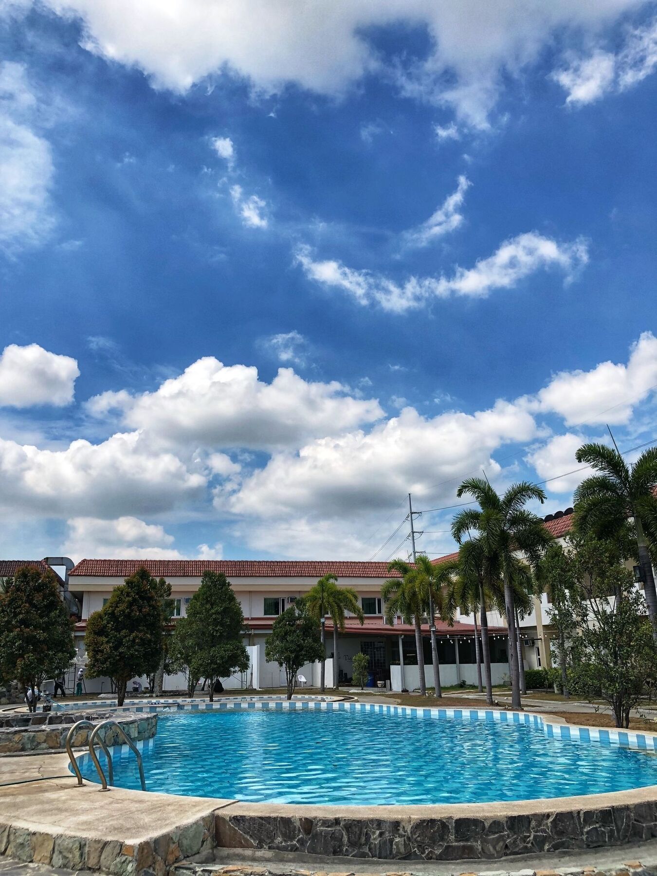 King'S Royale Hotel And Resort Bacolor 外观 照片
